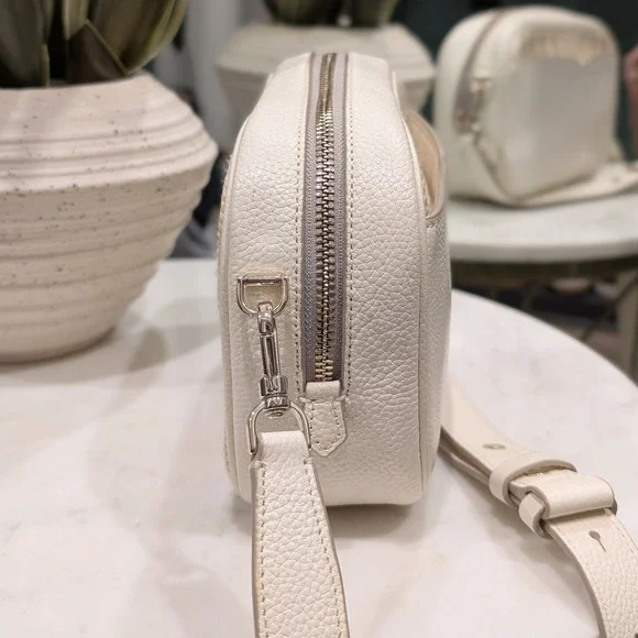 Kate Spade Astrid Straw Medium Crossbody Camera Bag - Picture 4 of 11